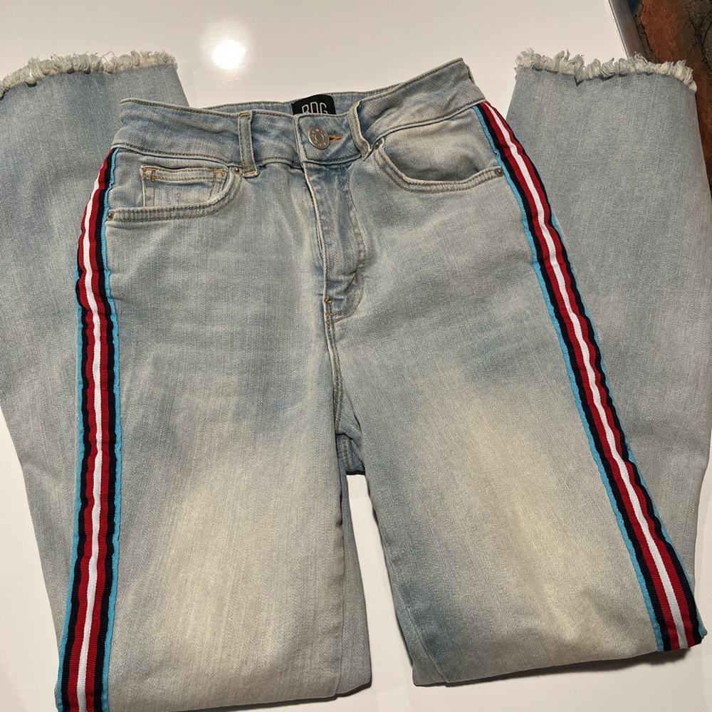 Women’s BDG Urban Outfitters Jeans with multicolored side stripe - Picture 2 of 8